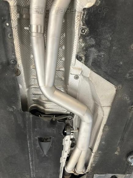 Grail Ø89mm Kat-Ersatzrohr BMW M4 F82 F83 inkl. Competition Grail Ø89mm Kat-Ersatzrohr BMW M4 F82 F83 inkl. Competition